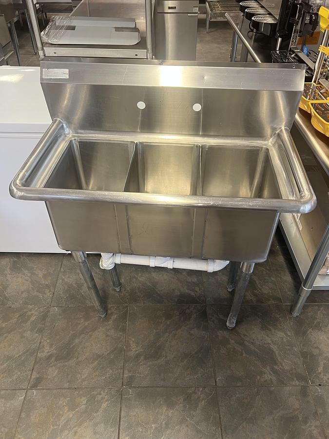 Used Commercial 3-Compartment Stainless Steel Sink – Heavy Duty Restaurant Sink