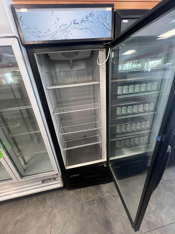 Used Master-Bilt Single Glass Door Merchandiser Refrigerator Cooler Display