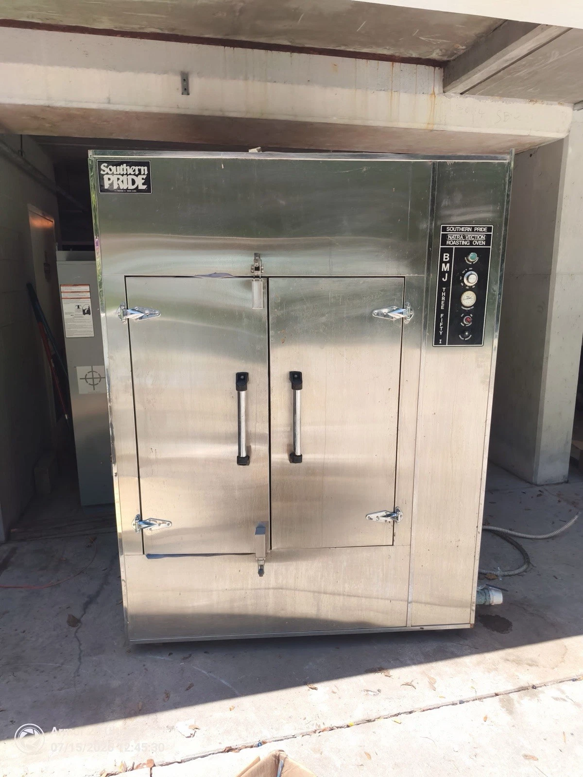 Used Southern Pride Natural Gas Smoker Commercial Model BMJ 350- Natural Gas