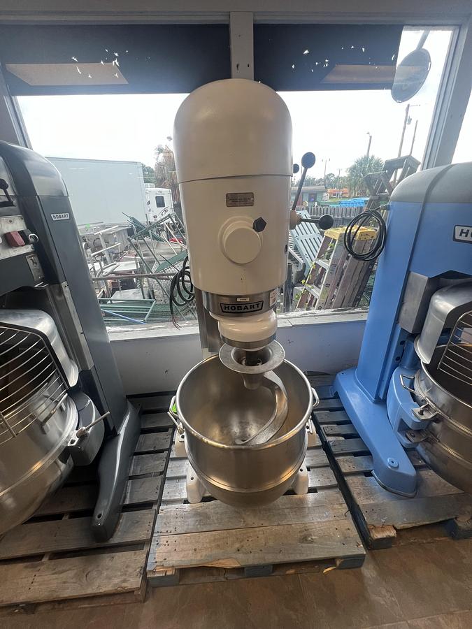 Used Hobart 20 Quart Commercial Planetary Mixer – Heavy Duty Bakery & Restaurant Mixer
