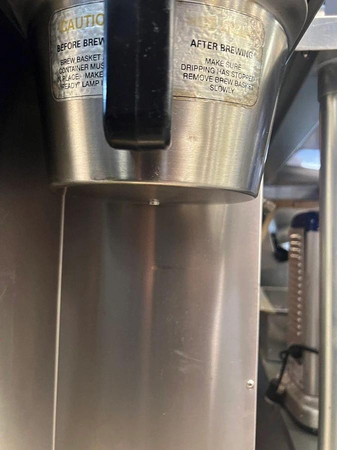 Used Fetco CBS-51H-15 C51046 Stainless Steel Single Automatic Coffee Brewer - 120/208-240VFetco CBS-51H-15 C51046 Stainless Steel Single Automatic Coffee Brewer - 120/208-240V