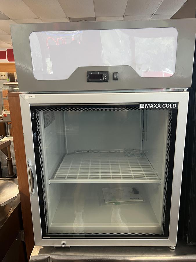 Used Maxx Cold Countertop Glass Door Display Refrigerator