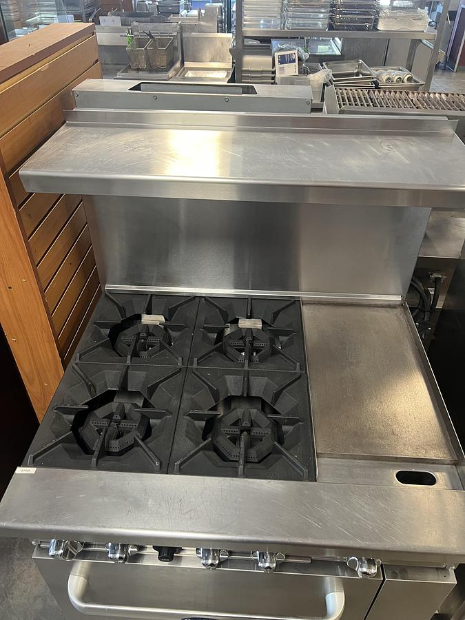 Used CookRita 4 Burner Gas Range w/ Griddle & Standard Oven Commercial Restaurant