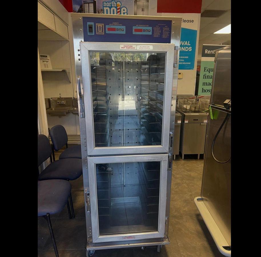 Used Royalton SSRPC-US Electric Full Size Mobile Heated Holding CabinetRoyalton SSRPC-US Electric Full Size Mobile Heated Holding Cabinet