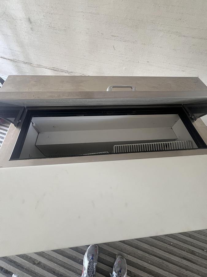 Refurbished TRUE Two Door Sandwich Prep Table Commercial Refrigerated Prep Station