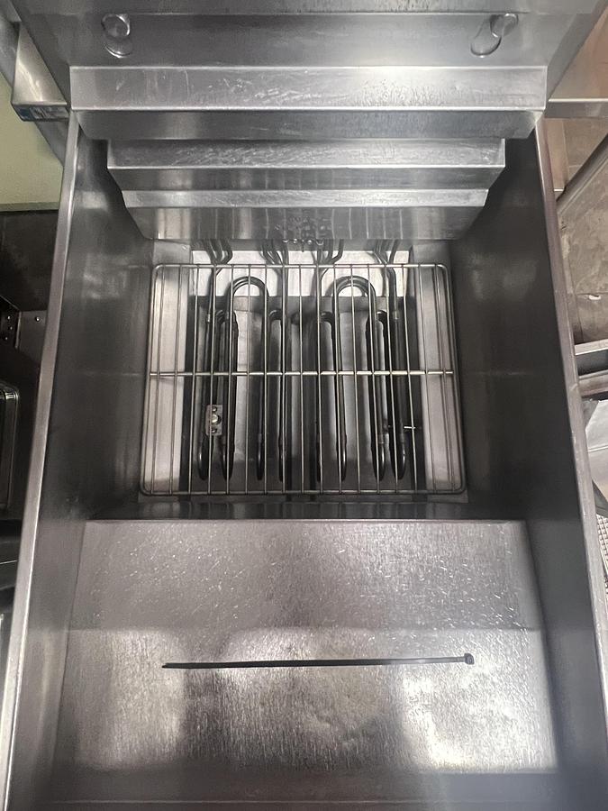 Used Pitco YR14 Commercial Gas Deep Fryer – Digital Controls – High Efficiency – Tested