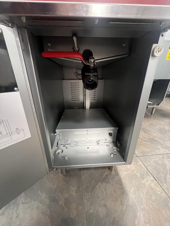 Elite Commercial Electric Deep Fryer – Digital Controls – 1 Phase or 3 Phase