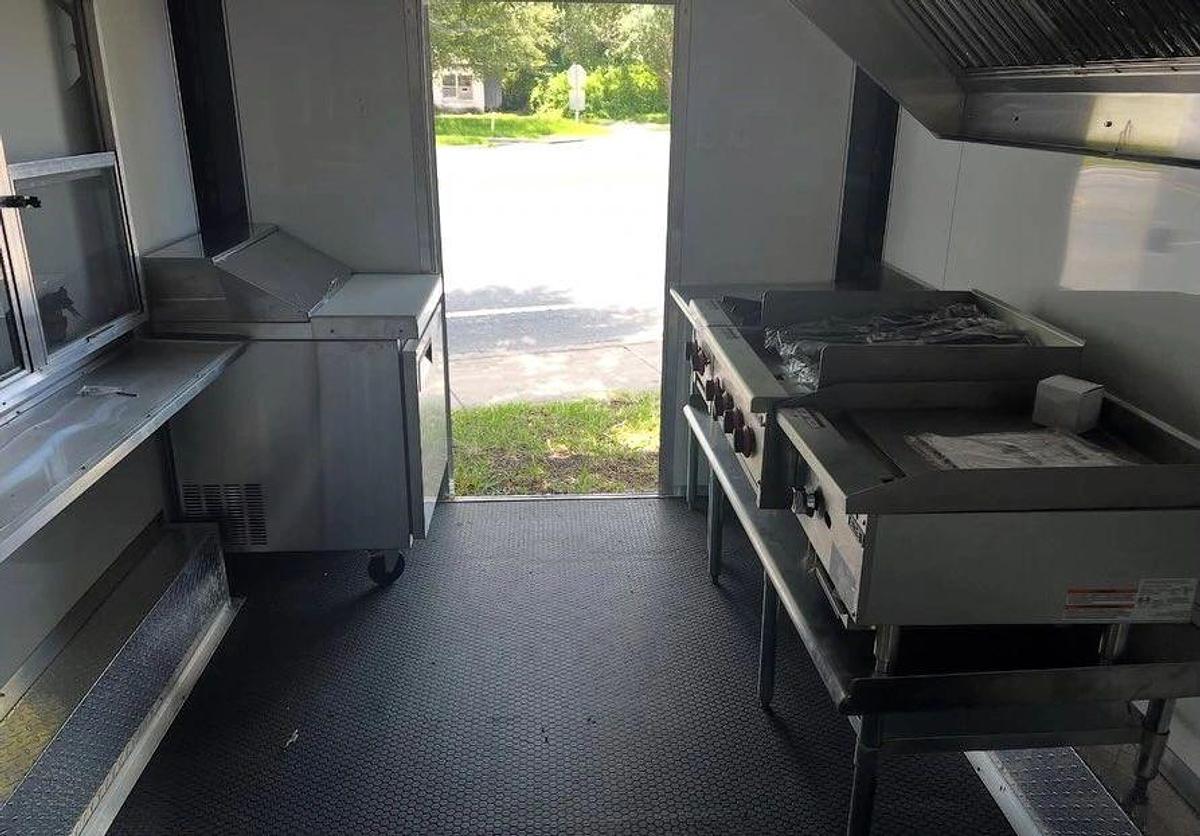 Used 🔥 Turnkey 8.5’ x 14’ Red Food Concession Trailer – Ready to Start Making Money! 🔥🔥 Turnkey 8.5’ x 14’ Red Food Concession Trailer – Ready to Start Making Money! 🔥