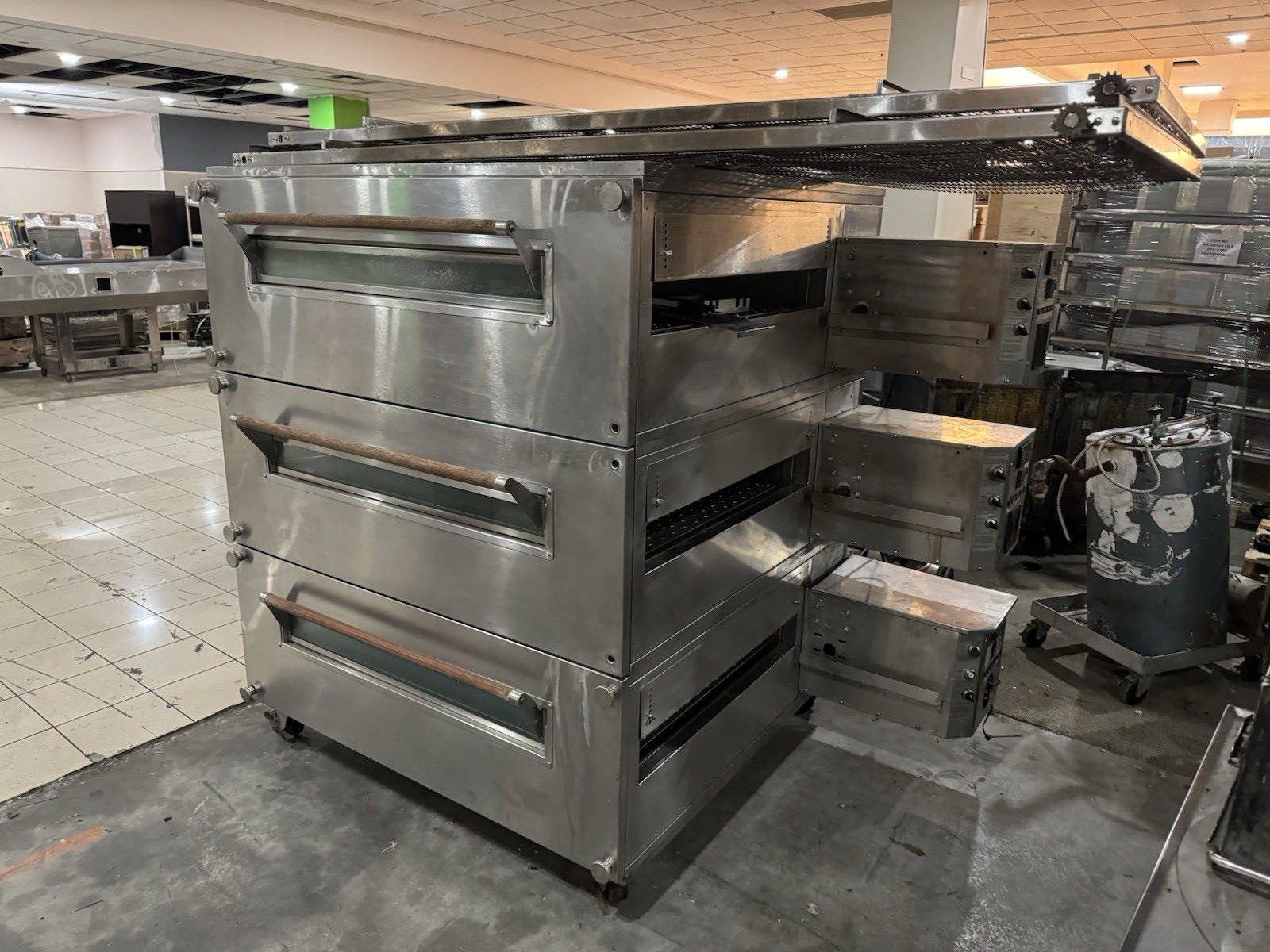 Used XLT 3255 Pizza Oven
