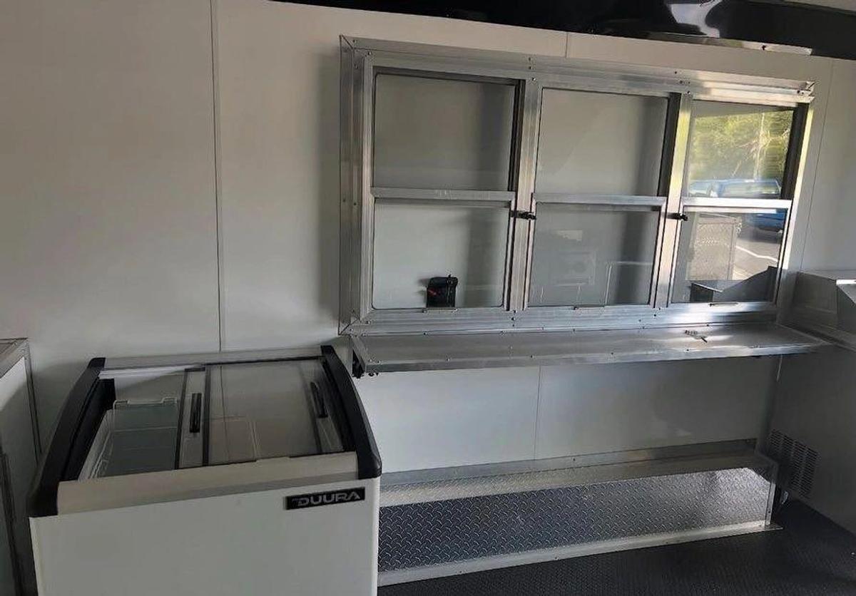 Used 🔥 Turnkey 8.5’ x 14’ Red Food Concession Trailer – Ready to Start Making Money! 🔥🔥 Turnkey 8.5’ x 14’ Red Food Concession Trailer – Ready to Start Making Money! 🔥