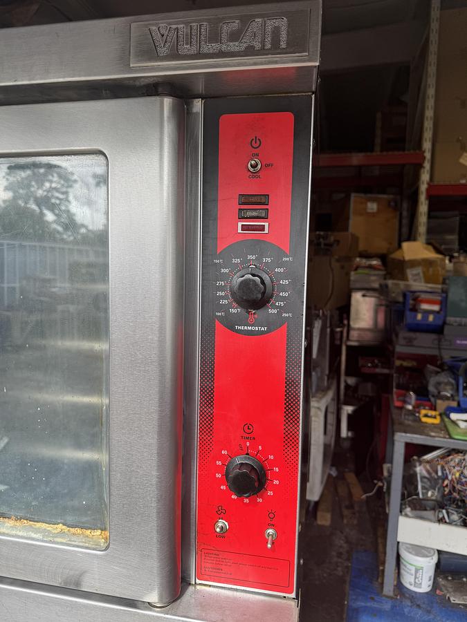 Refurbished Vulcan VC4GD-11D150K Double Stack Gas Convection Oven