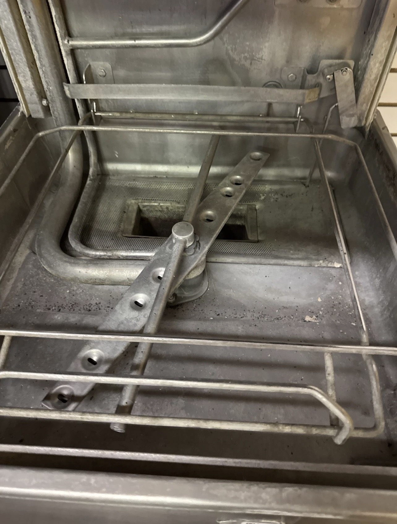 Refurbished HOBART COMMERCIAL VENTLESS PASS-THROUGH DISHWASHER – HEAVY-DUTY STAINLESS STEEL