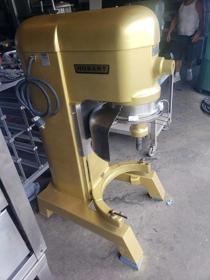 Used Hobart H600T 60 Qt Mixer 2HP - 3Ph - 230v - New Stainless Bowl And Dough HookHobart H600T 60 Qt Mixer 2HP - 3Ph - 230v - New Stainless Bowl And Dough Hook