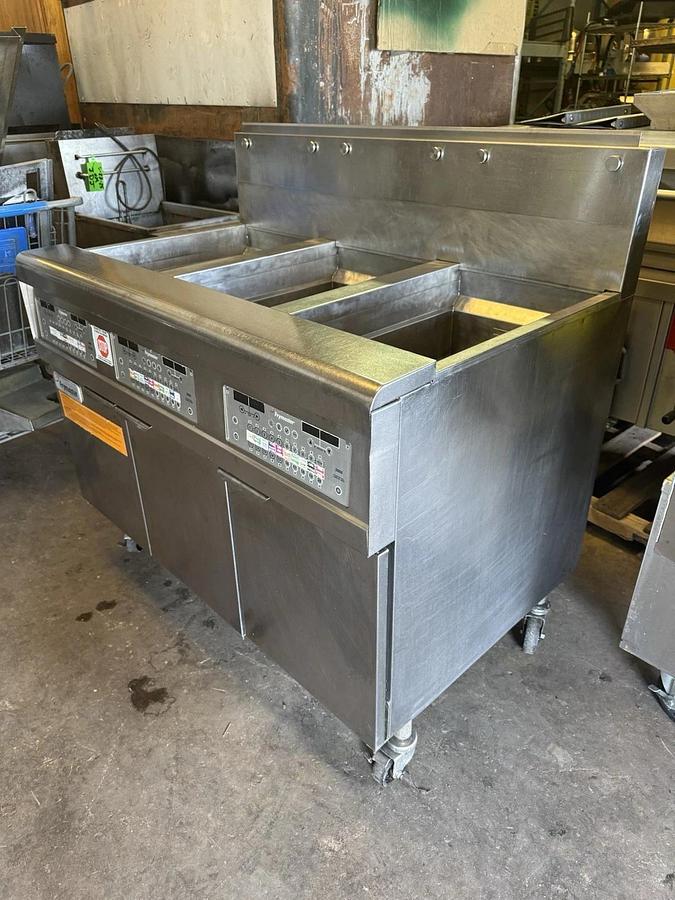Used Frymaster 3 BAY Fryer, Natural Gas, Filtration System- Working Condition