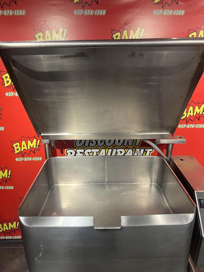 Used Groen 40 Gallon Natural Gas Tilt Skillet