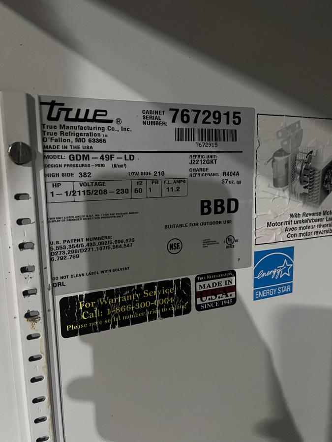 Refurbished TRUE 2 Door Glass Door Commercial Freezer Merchandiser Reach-In Display