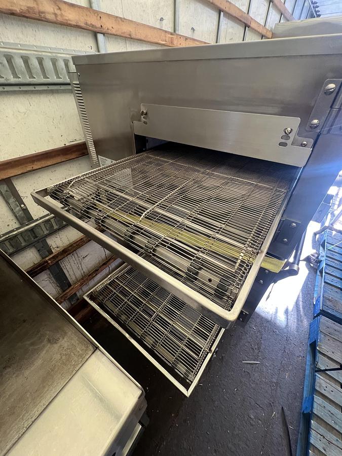 Refurbished Lincoln Double Stack Electric Conveyor Pizza Oven Commercial Dual Deck