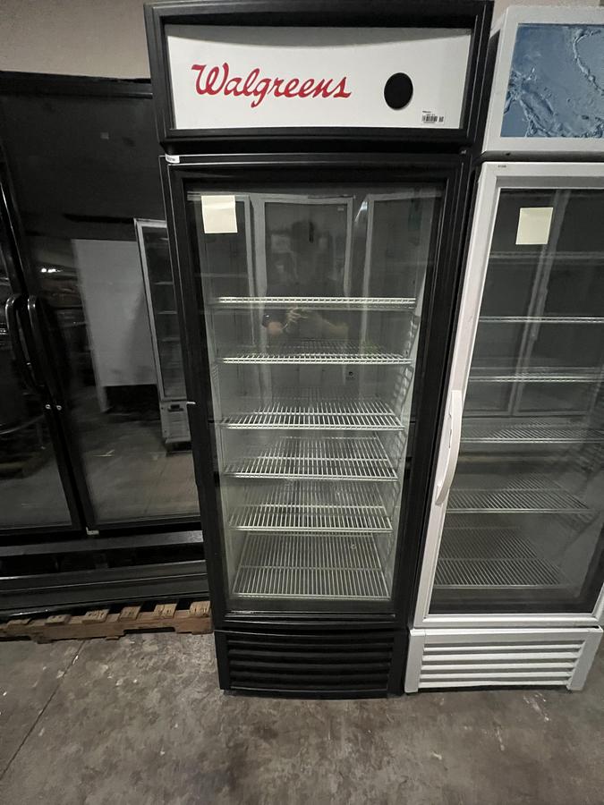 Refurbished ABS 1 Door Glass Merchandiser Commercial Refrigerator Reach-In Display Cooler