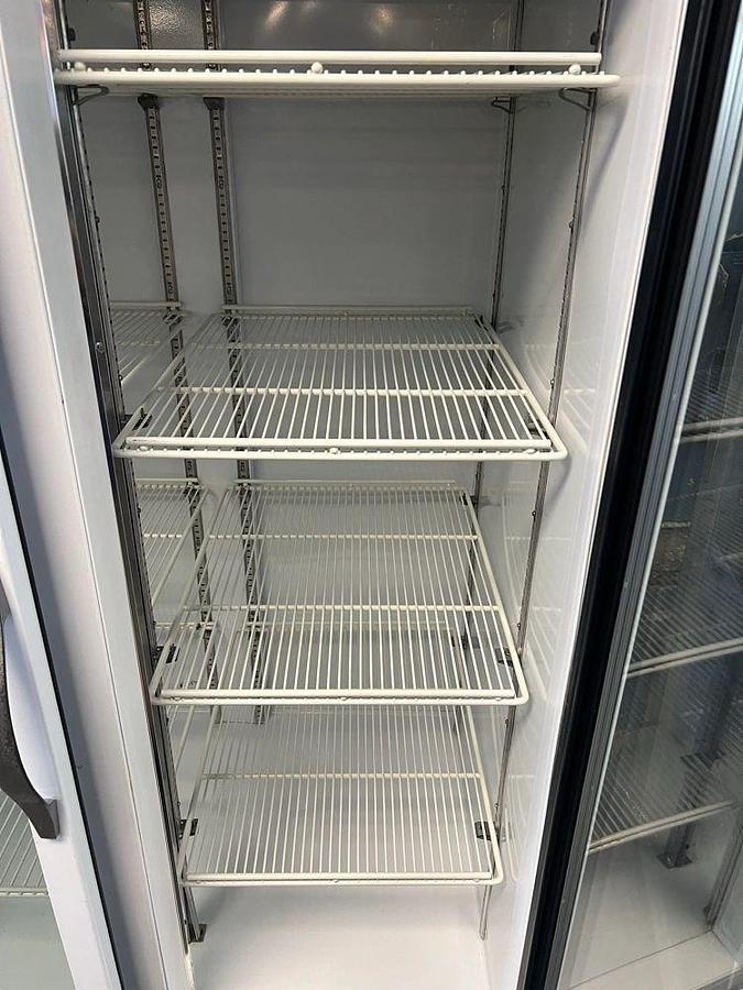 Used Beverage-Air MT-35 White Two Section Glass Door Merchandiser RefrigeratorBeverage-Air MT-35 White Two Section Glass Door Merchandiser Refrigerator