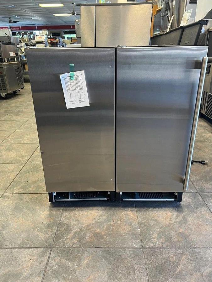 Used Maxx Ice Premium Indoor Self-Contained Ice Machine, 15”W, 65 lbs, Energy Star, in Stainless SteelMaxx Ice Premium Indoor Self-Contained Ice Machine, 15”W, 65 lbs, Energy Star, in Stainless Steel