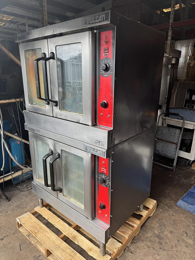 Refurbished Vulcan VC4GD-11D150K Double Stack Gas Convection Oven