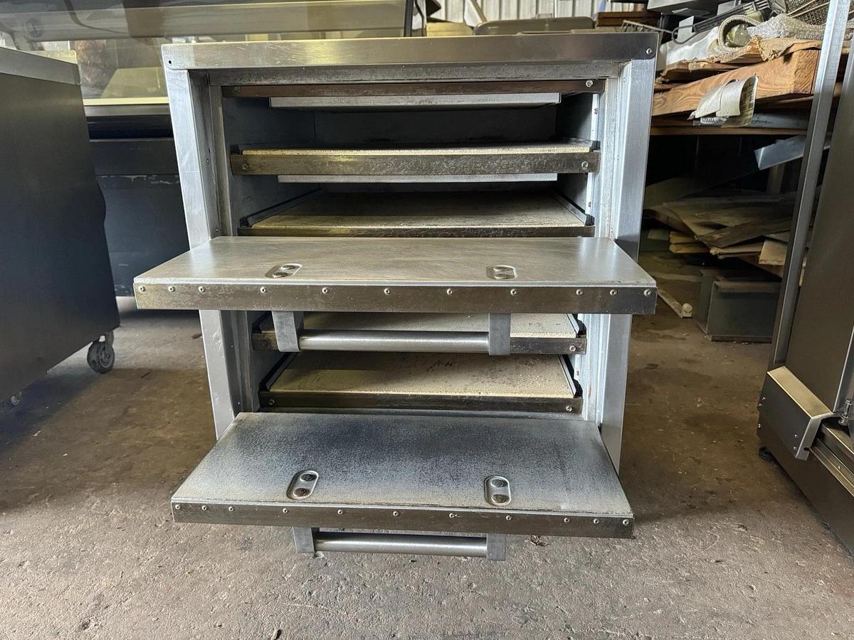 Used Bakers Pride P44: - 4 Deck Pizza Pretzel Oven 200V 3PH Brick Countertop Works
