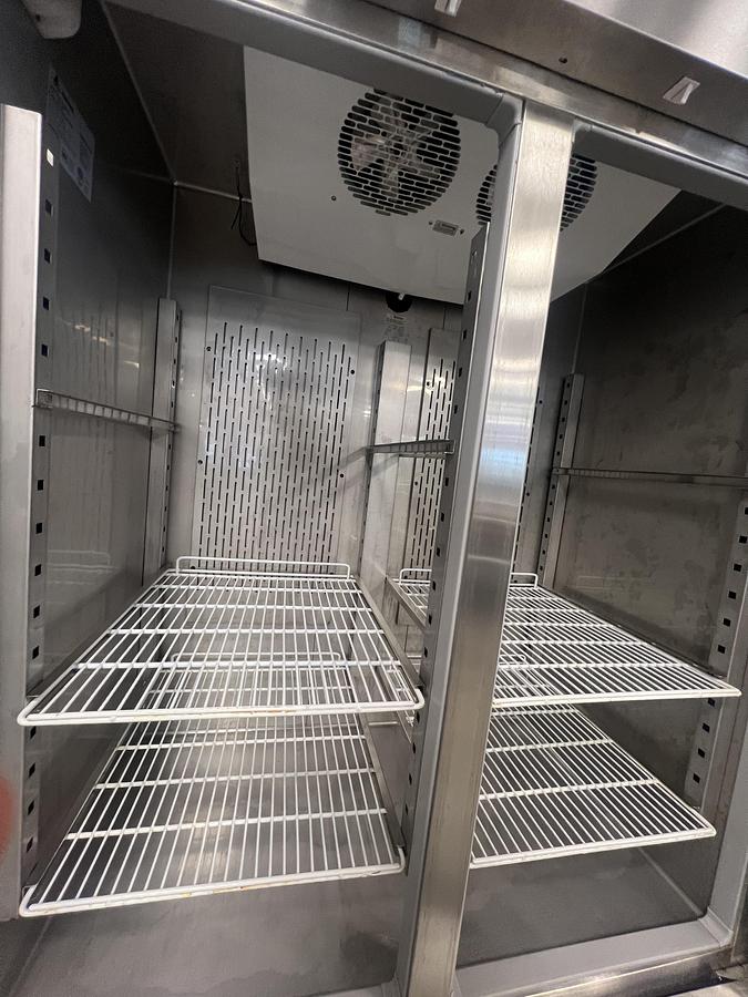 Refurbished ASCEND 2-DOOR COMMERCIAL REACH-IN FREEZER