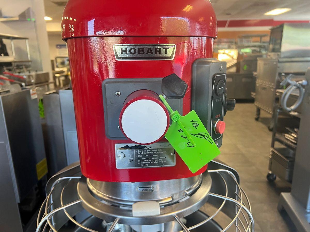 Used Hobart Legacy+ HL662-1STD 60 Qt. Planetary Floor Pizza MixerHobart Legacy+ HL662-1STD 60 Qt. Planetary Floor Pizza Mixer