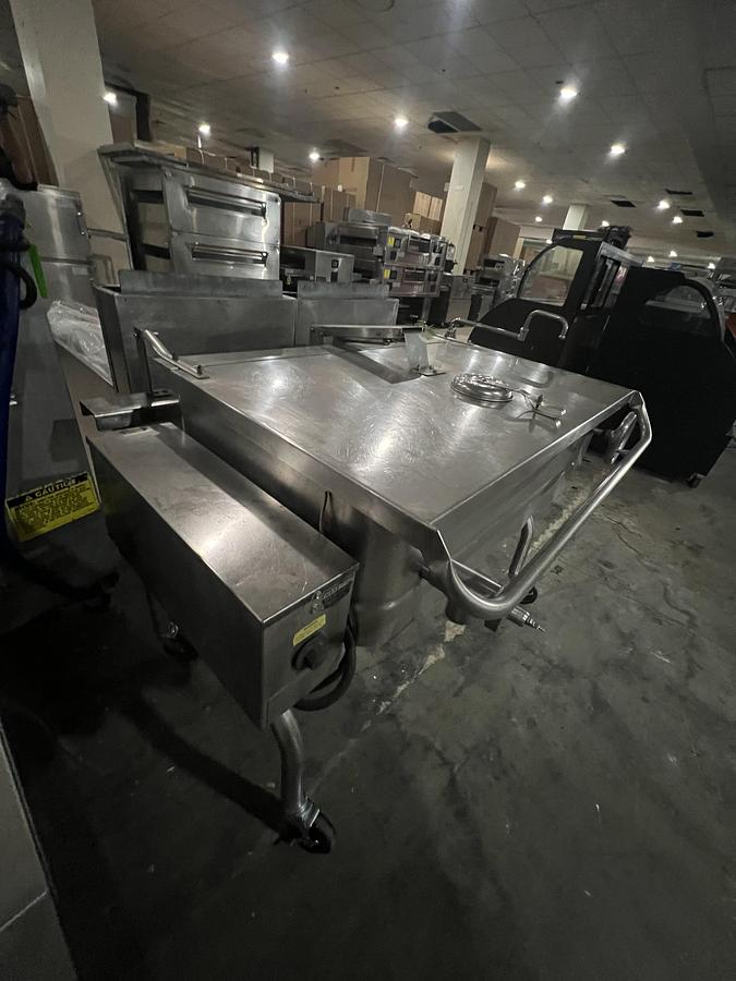 Refurbished 40 Gallon Commercial Electric Tilt Skillet Braising Pan Stainless Steel