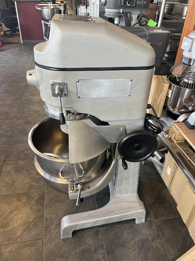 Refurbished Globe SP60 60 Qt Commercial Planetary Mixer w/ Bowl & Dough Hook Heavy Duty