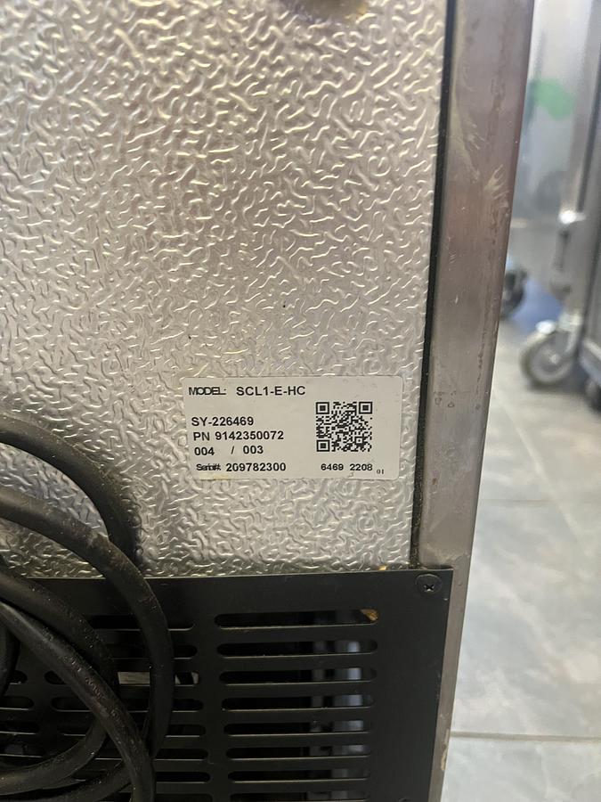 Used North Pole Refrigerated Prep Table – Commercial Stainless Steel Food Prep Station