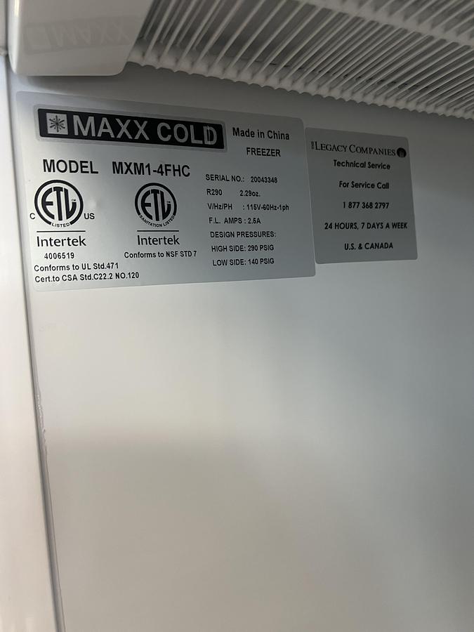 Used Maxx Cold Countertop Glass Door Display Refrigerator