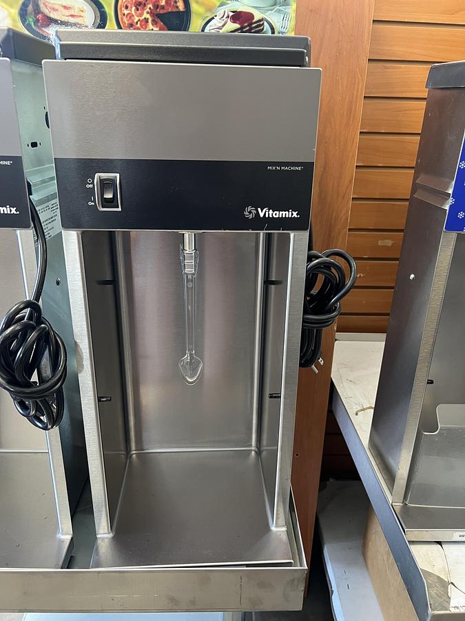 Used Vitamix Mix'n Machine® Commercial Milkshake Mixer – Stainless Steel – 120V