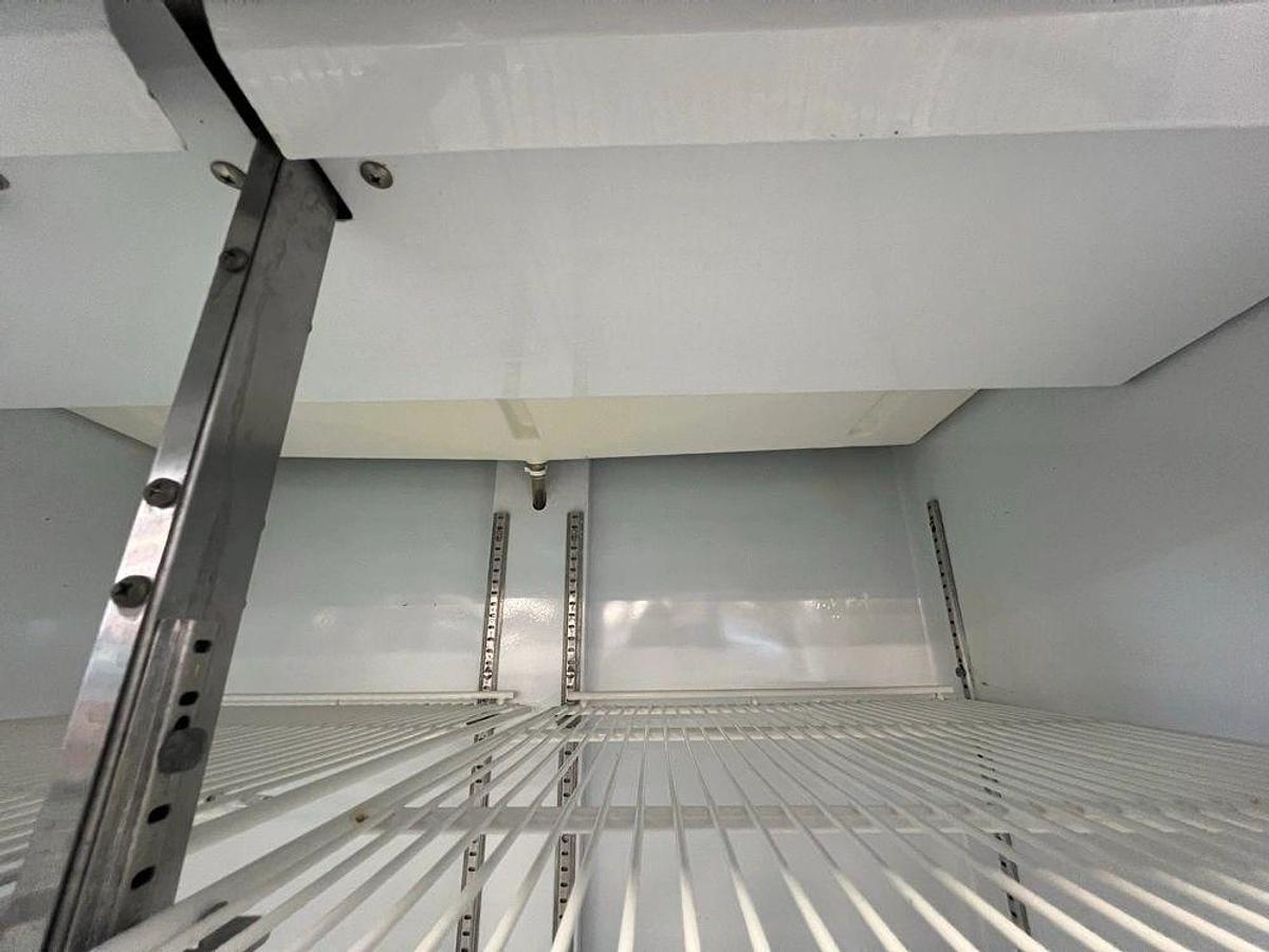 Used Beverage-Air MT-35 White Two Section Glass Door Merchandiser RefrigeratorBeverage-Air MT-35 White Two Section Glass Door Merchandiser Refrigerator