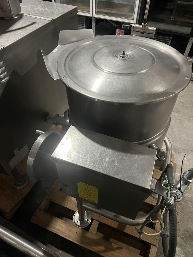 Refurbished Cleveland 25 Gallon Electric Tilting Steam Jacketed Kettle Stainless Commercial