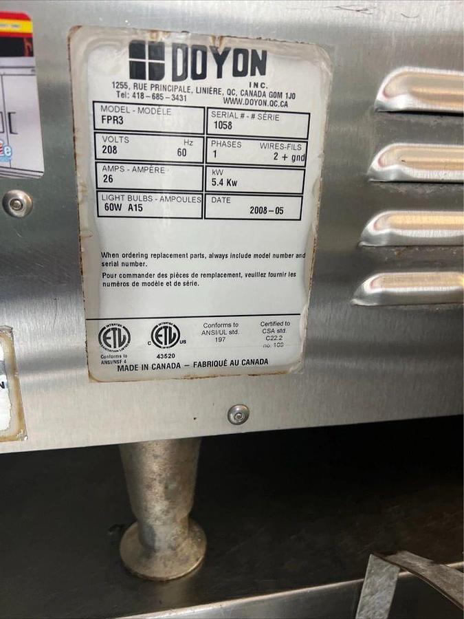 Used Doyon Model FPR3 - 3 Rotating Deck Pizza Oven - 208V 1 PhaseDoyon Model FPR3 - 3 Rotating Deck Pizza Oven - 208V 1 Phase