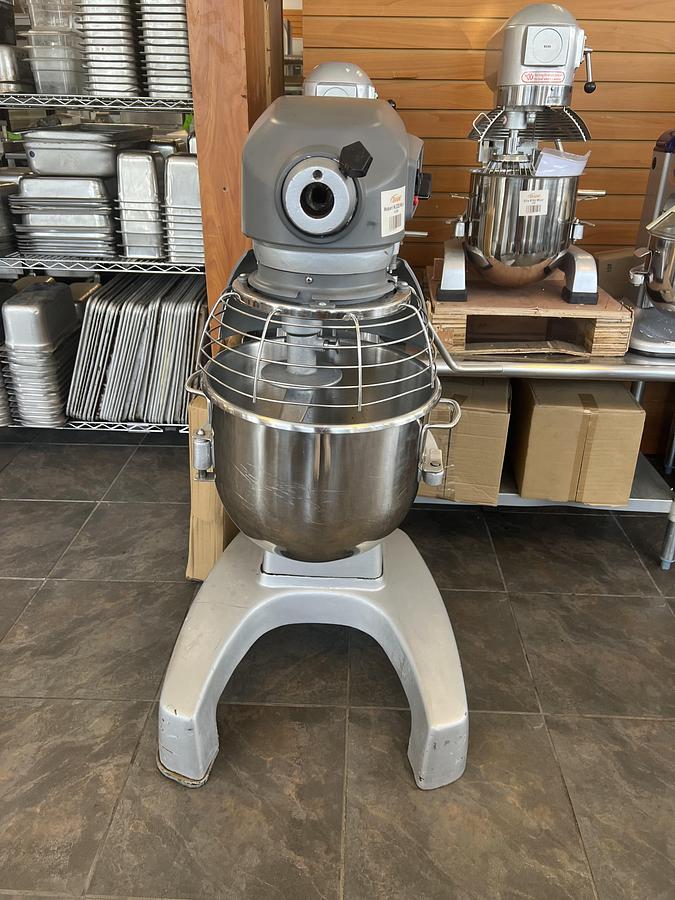 Used Hobart H600 60 Qt Commercial Planetary Mixer w/ Bowl, Hook, Whip & Paddle