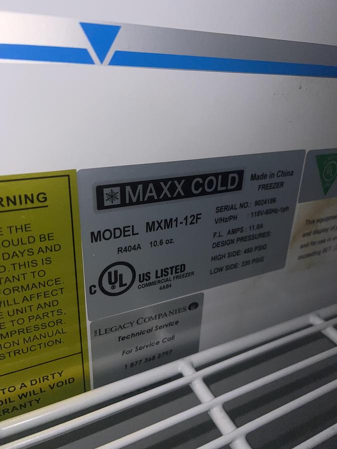 Refurbished MAXX COLD 1 Door Commercial Glass Door Freezer Merchandiser Reach-In