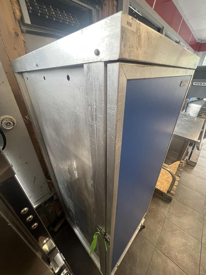 Used Servolift Eastern Insulated Holding Cabinet Mobile Heated Food Warmer