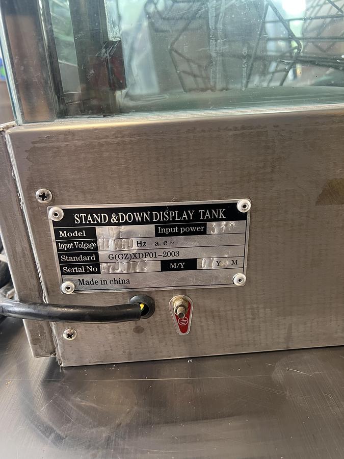 Used Fairway Heated Display Case Food Warmer Merchandiser