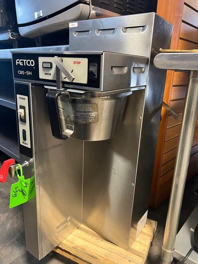 Used Fetco CBS-51H-15 C51046 Stainless Steel Single Automatic Coffee Brewer - 120/208-240VFetco CBS-51H-15 C51046 Stainless Steel Single Automatic Coffee Brewer - 120/208-240V