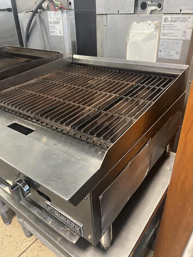 Used Dukers Commercial Gas Countertop Charbroiler Heavy Duty Restaurant Grill