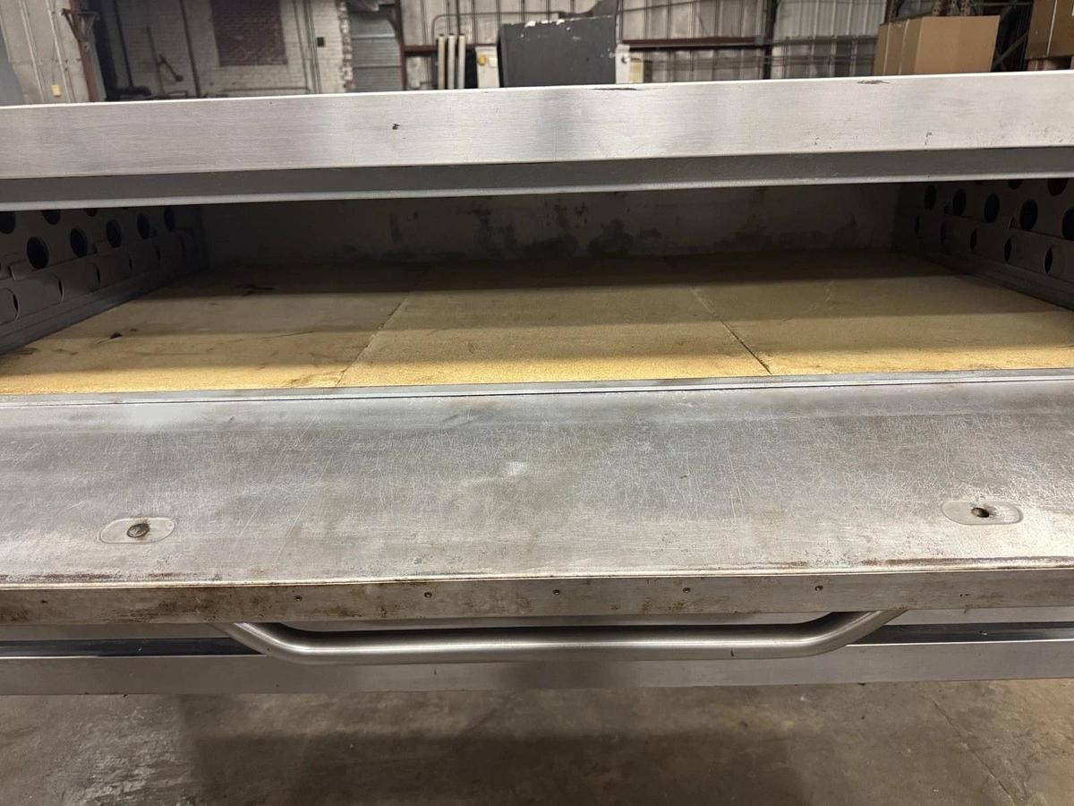 Refurbished BAKERS PRIDE Y600 COMMERCIAL 78" PIZZA DECK GAS OVEN- Great Bricks- Tested
