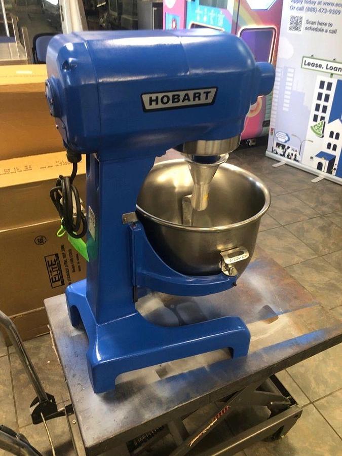 Used Hobart Mixer A200 20 Qt Quart With Bowl And WhipHobart Mixer A200 20 Qt Quart With Bowl And Whip