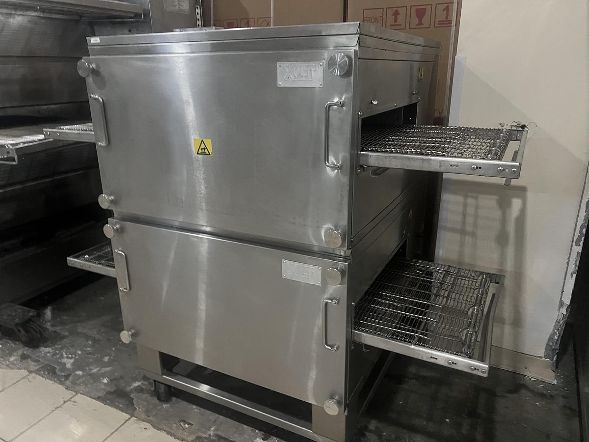 Used XLT Double Stack Conveyor Pizza Oven – Commercial Conveyor Oven – Top Oven Working, Bottom Oven for Parts/Repair
