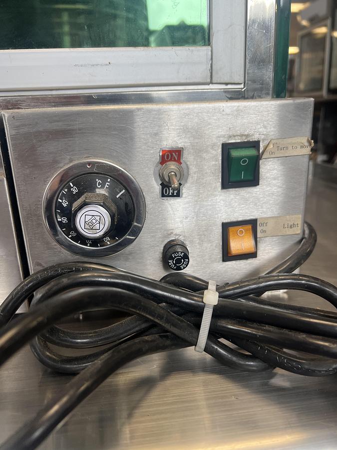 Used Fairway Heated Display Case Food Warmer Merchandiser
