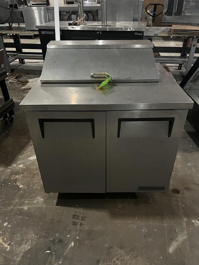 Refurbished Beverage-Air 2 Door Refrigerated Prep Table w/ Hinged Lid