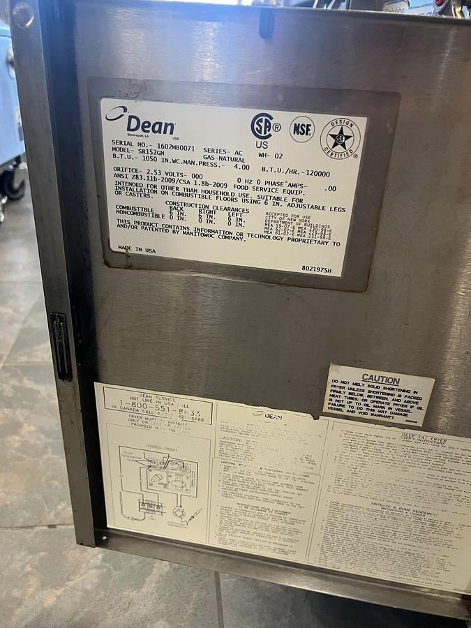 Used Dean Commercial Gas Deep Fryer – Stainless Steel Floor Model