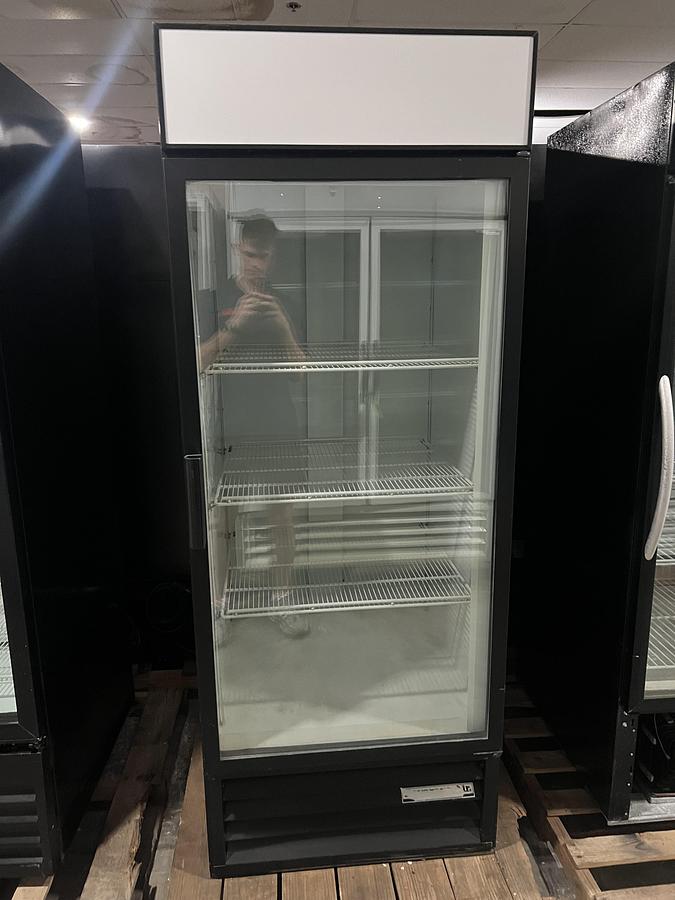 Refurbished Beverage-Air Single Door Glass Merchandiser Display Refrigerator Commercial Cooler