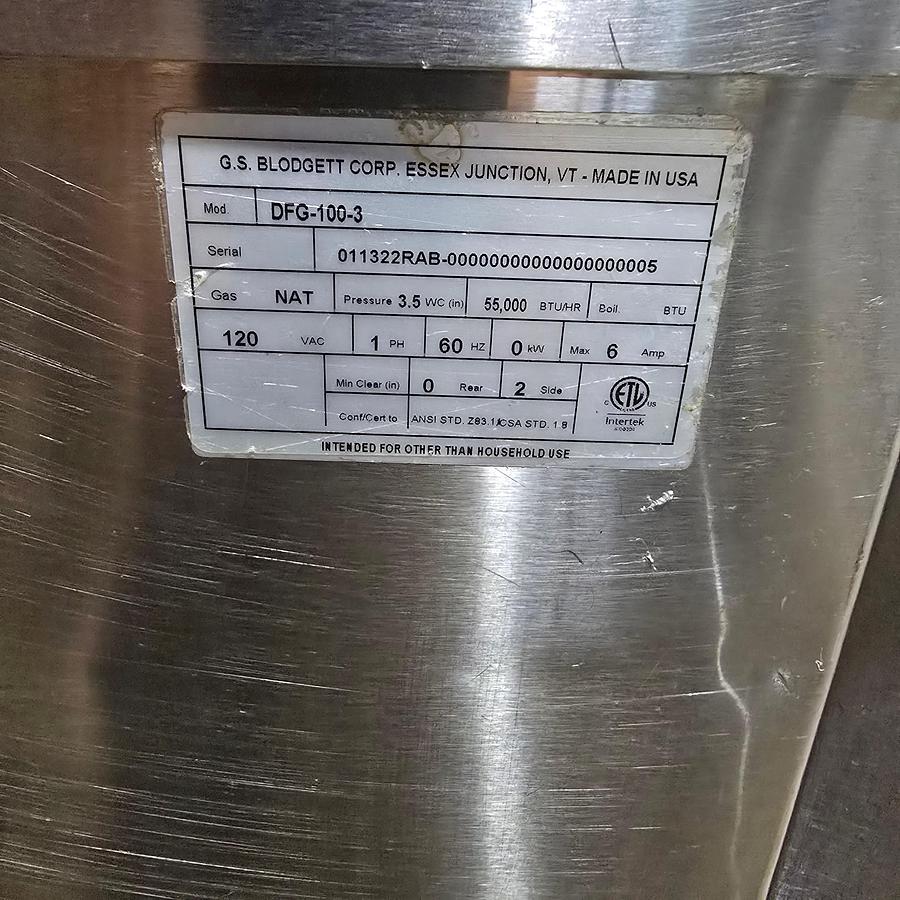 Refurbished Blodgett DFG-100-3 Double Stack Gas Convection Oven